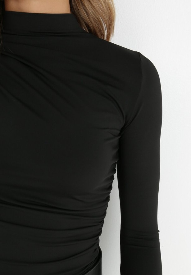Czarna Bluzka z Półgolfem i Marszczeniem Sinsa