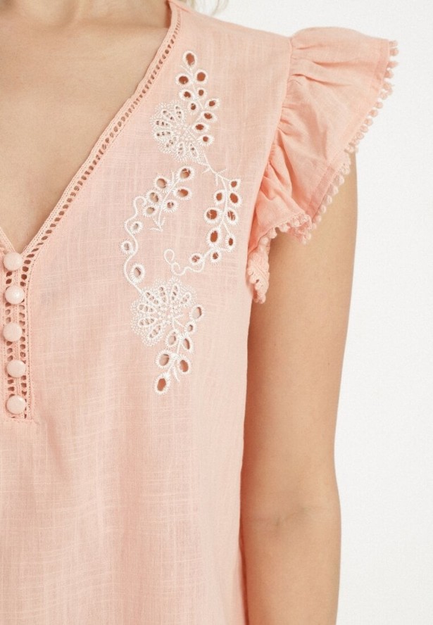 Różowa Bawełniana Bluzka Zdobiona Haftem i Falbanką Taloretia