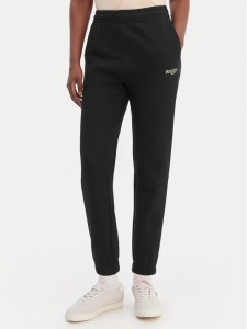 Lacoste Spodnie dresowe XF7604 Czarny Regular Fit