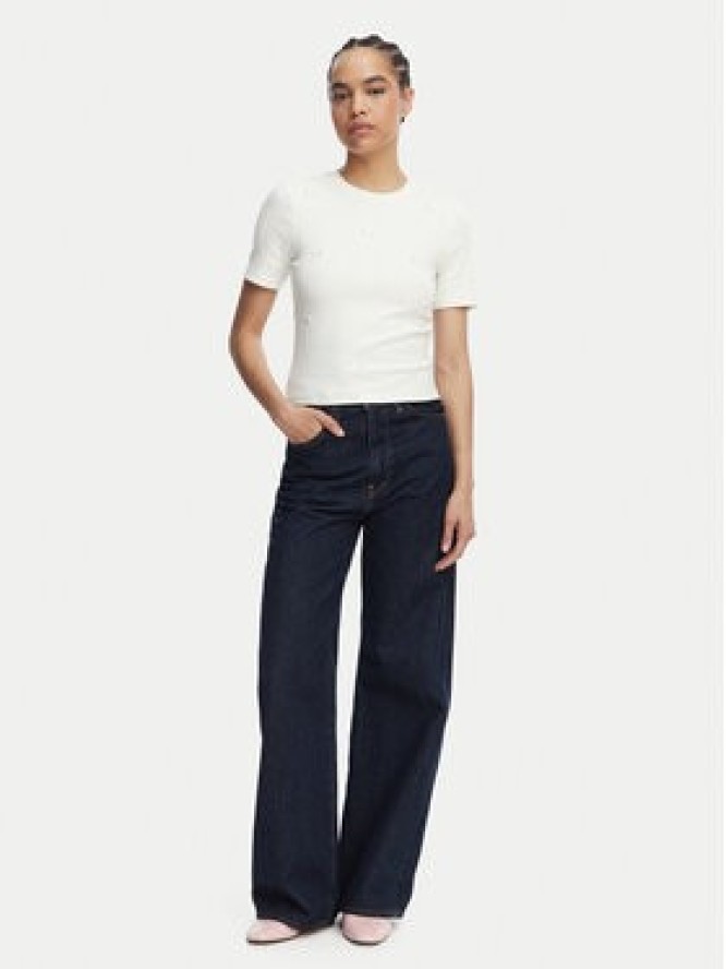 ONLY T-Shirt Femke 15369336 Kremowy Slim Fit