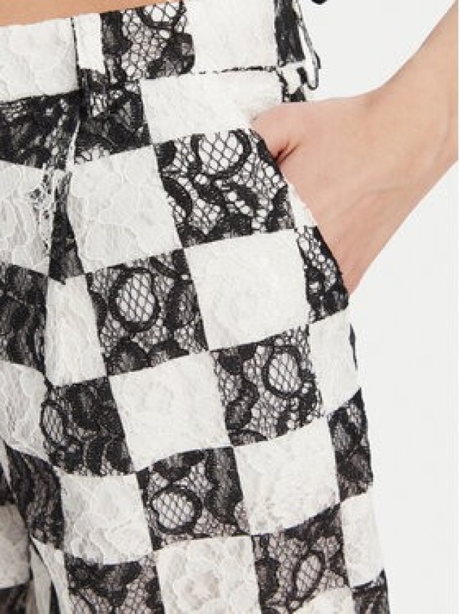 PINKO Szorty materiałowe 105295 A2MF Biały Regular Fit