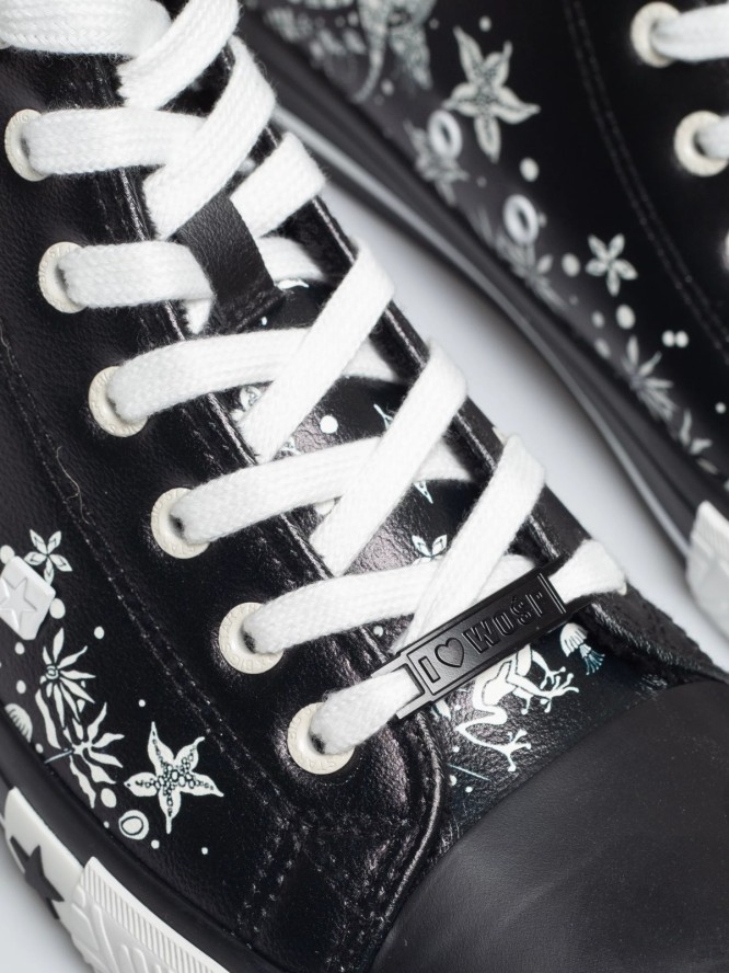 Trampki wysokie ze skóry ekologicznej z nadrukiem WOśP czarne TT174400 906