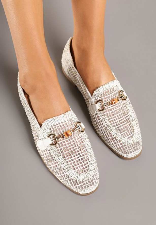 Białe Mokasyny Loafersy z Ażurową Cholewką Kolarila