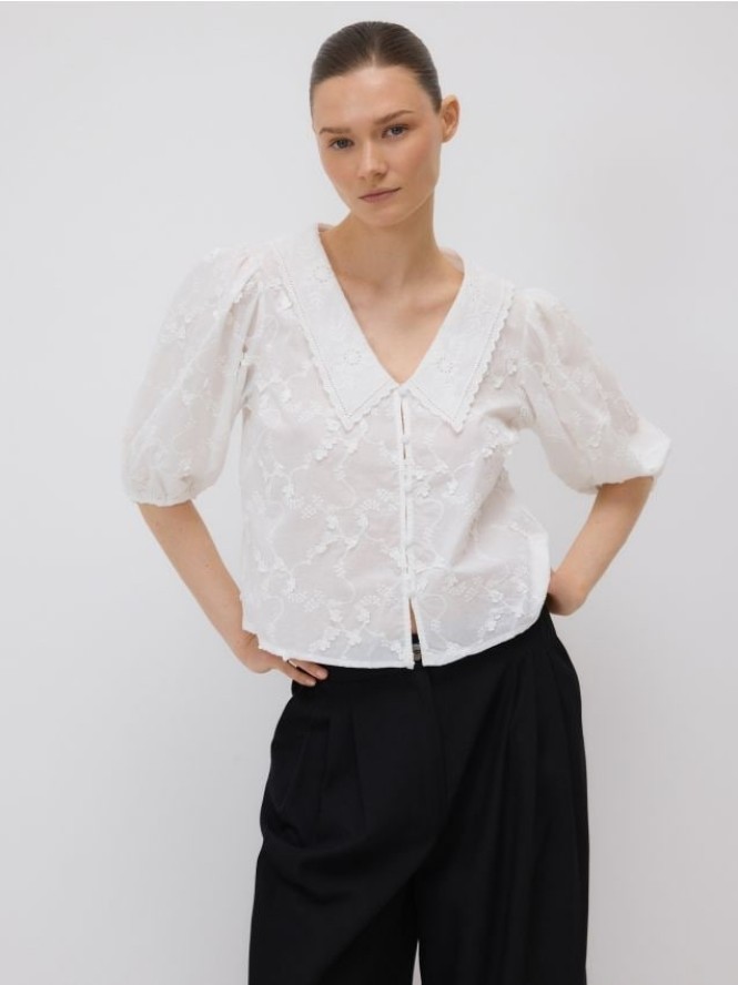 Bawełniana koszula z haftem - biały