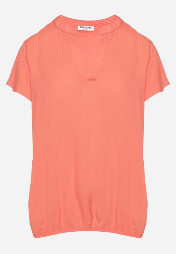 Różowa Wiskozowa Bluzka z Trójkątnym Dekoltem Adnoria