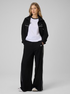 4F Spodnie dresowe z szerokimi nogawkami damskie - czarne M