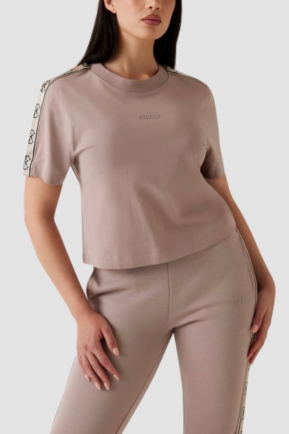 GUESS Różowy bawełniany t-shirt damski z lampasami Britney, Rozmiar XL