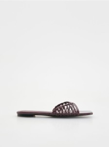 Klapki z paskami - bordowy