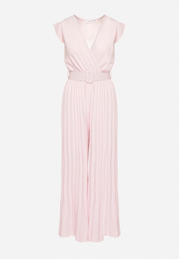 Różowy Kombinezon o Kopertowym Kroju z Plisami i Paskiem w Talii Salivania