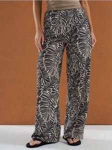 Spodnie wide leg w roślinny wzór - wielobarwny