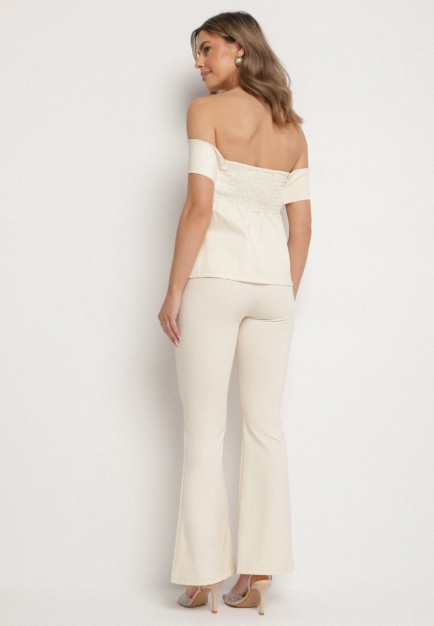 Beżowy Komplet Garniturowy Bluzka Hiszpanka z Guzikami i Spodnie Dzwony Yaskio