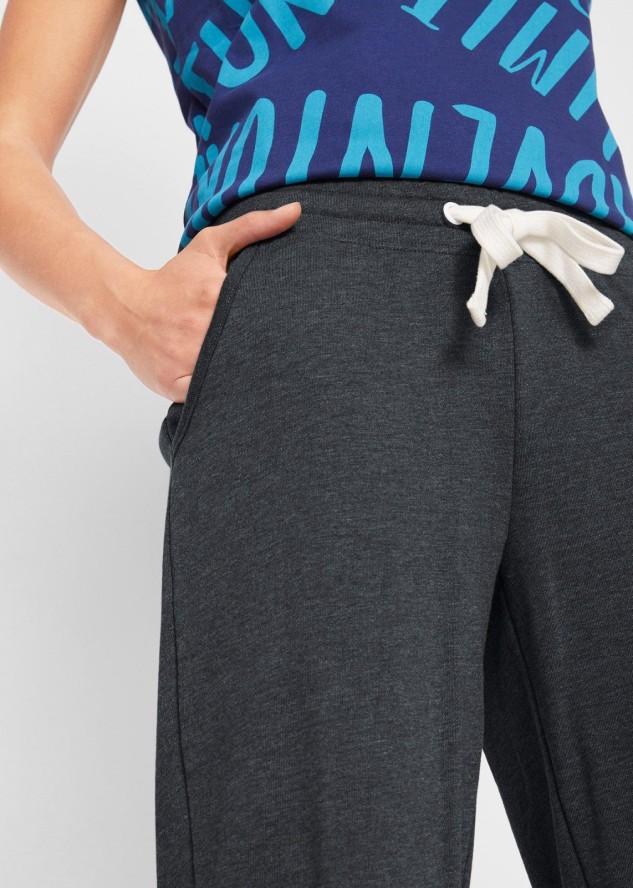 Spodnie dresowe z wygodnym paskiem