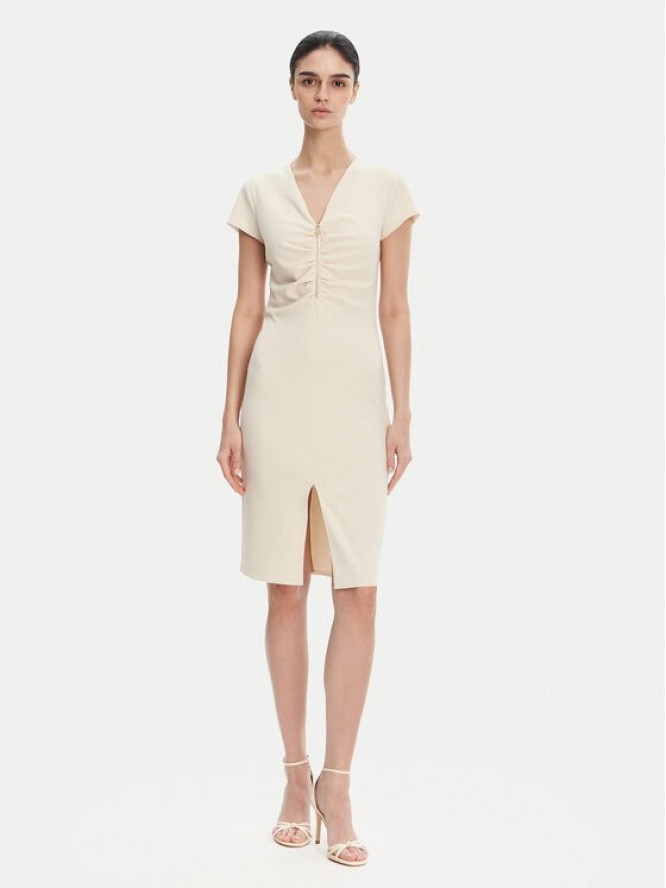 Rinascimento Sukienka koktajlowa CFC0123774003 Beżowy Regular Fit