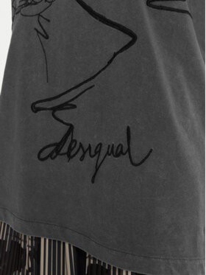 Desigual T-Shirt Budapest 25WWTK47 Szary Regular Fit