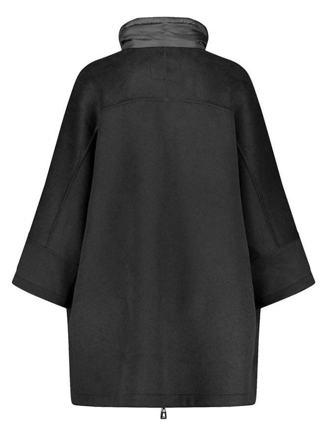 EDITION Narzuta w kolorze czarnym rozmiar: 50