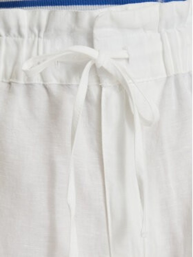 Tommy Jeans Szorty materiałowe DW0DW22227 Biały Regular Fit