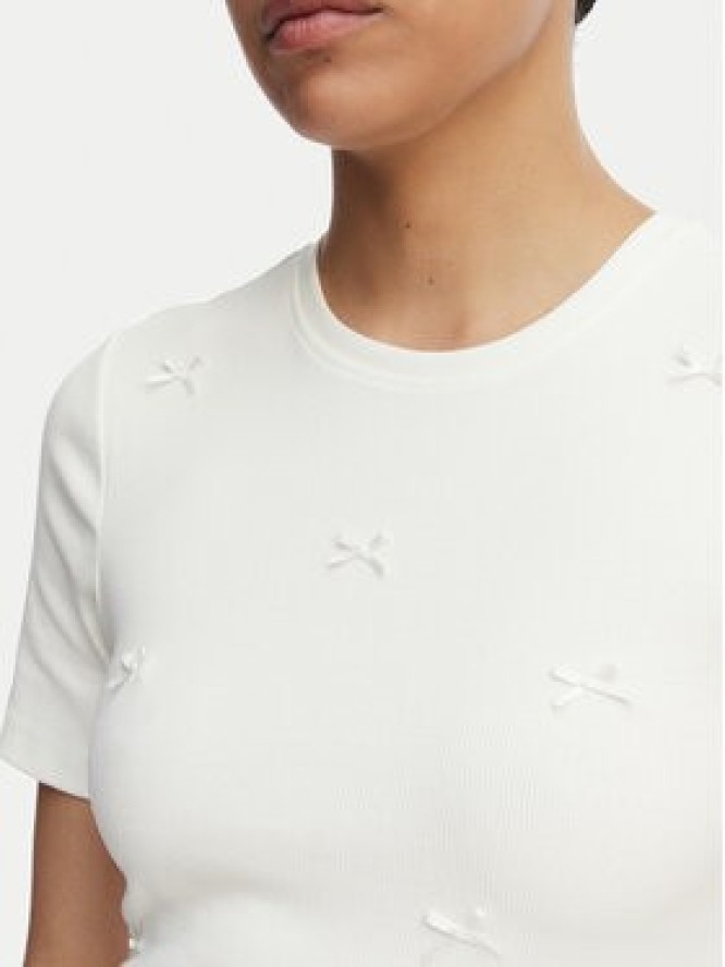 ONLY T-Shirt Femke 15369336 Kremowy Slim Fit