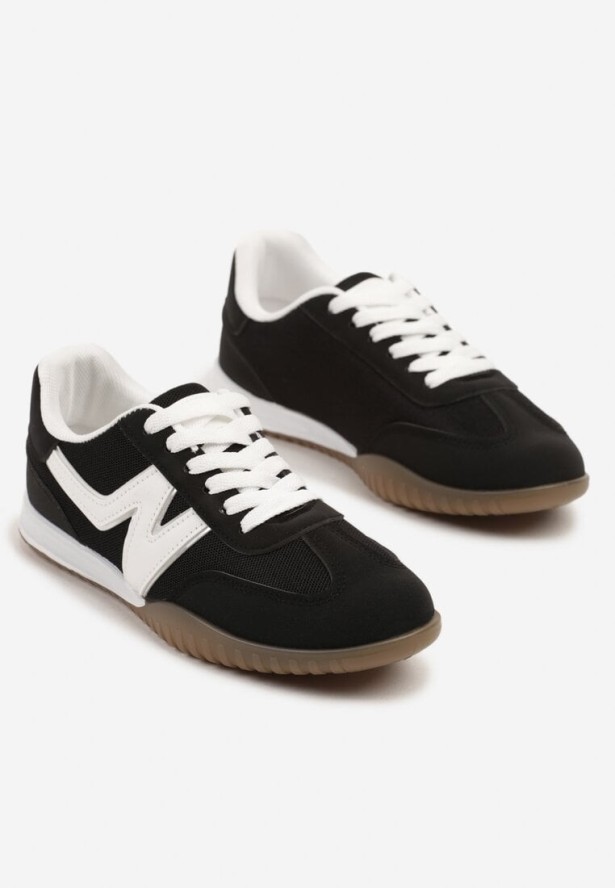 Czarne Sneakersy Typu Klasyczne Tenisówki Zdobione Przeszyciami Elanioria