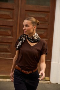 Apaszka w panterkę brązowa