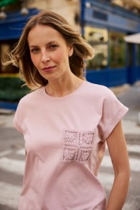 T-shirt z bawełny różowy