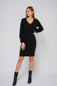 Błyszcząca sukienka czarna