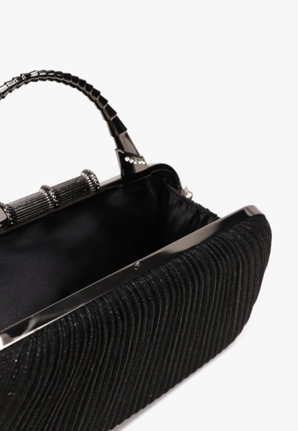 Czarna Połyskująca Torebka Kopertówka z Łańcuszkiem Bouffa