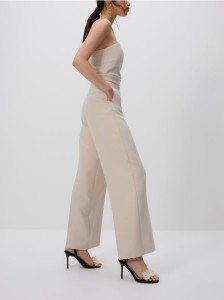 Kombinezon z dodatkiem wiskozy - kremowy