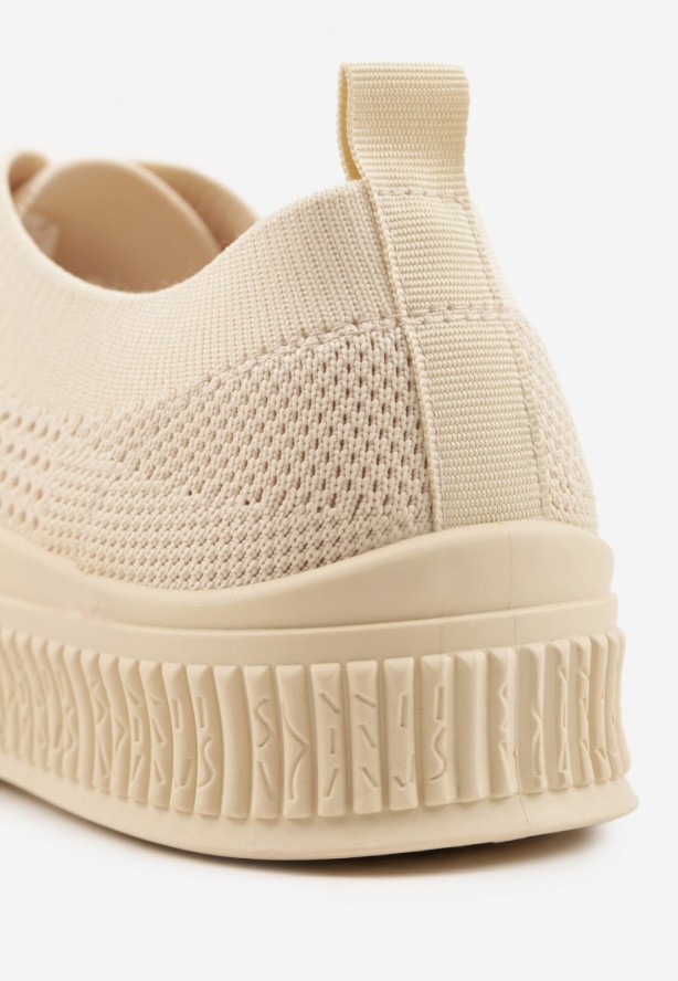 Beżowe Siateczkowe Trampki na Tłoczonej Podeszwie Eezore