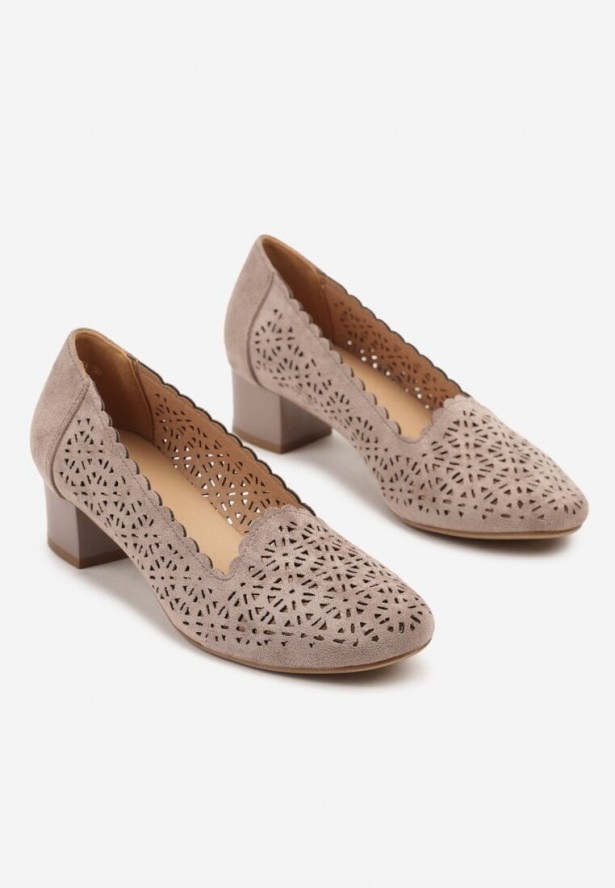 Ciemnobeżowe Czółenka na Słupku z Ażurową Cholewką i Skórzaną Wkładką Nysa