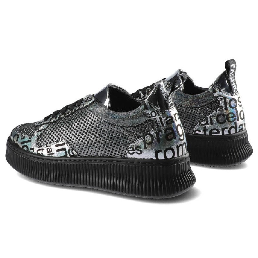 Sneakersy damskie Artiker, z mieszanej cholewki z perforacją sznurowaniem na oczka nadrukowanymi panelami i elastyczną podeszwą, srebrno-czarne, 46C2