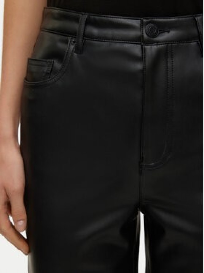 Vero Moda Spodnie z imitacji skóry Tessa 10310878 Czarny Wide Leg