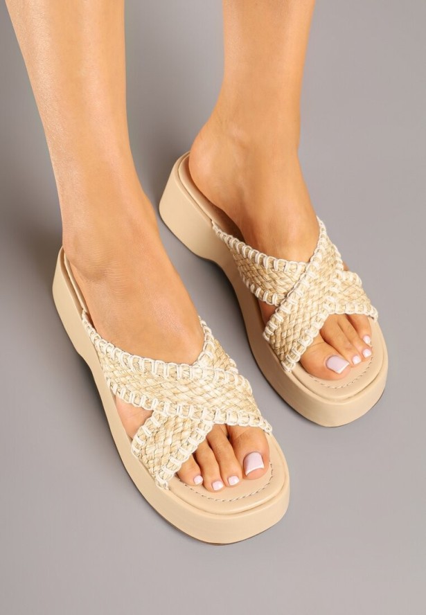 Beżowe Klapki ze Skrzyżowanymi Paskami z Plecionki Naldell