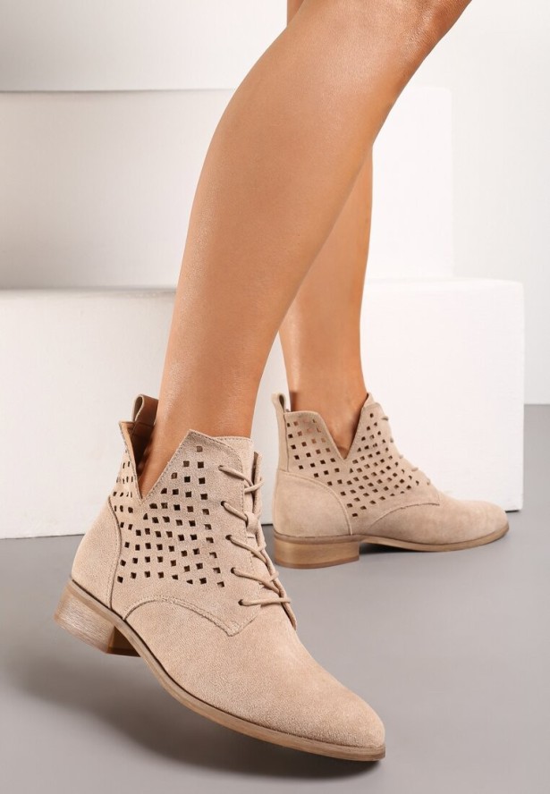 Beżowe Sznurowane Botki ze Skórzaną Wkładką Ażurową Cholewką za Kostkę i Wycięciem Tlixa