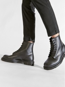 Dr. Martens Glany 1460 Mono 14353001 Czarny