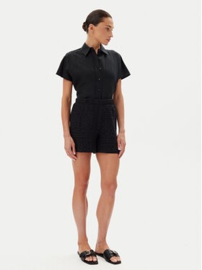 Vila Szorty materiałowe Merinda 14105213 Czarny Regular Fit