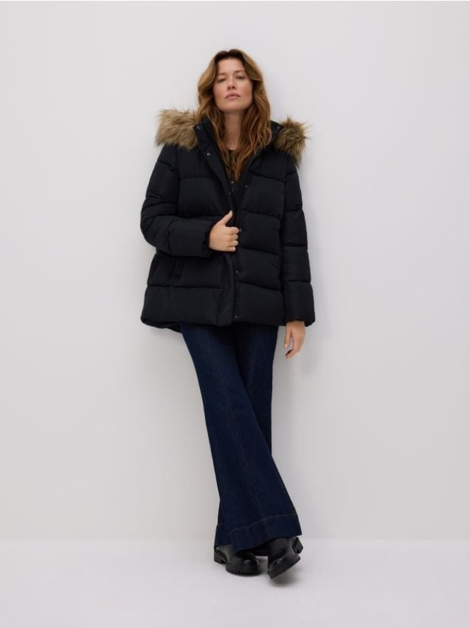 Pikowana kurtka - czarny