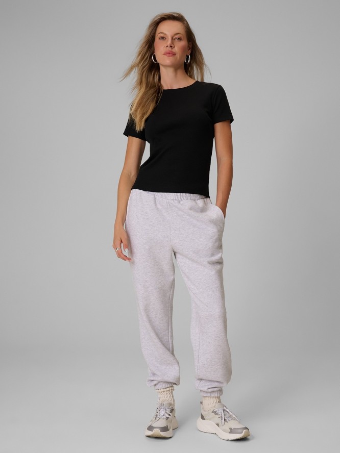 4F T-shirt slim z prążkowanej dzianiny damski - czarny XL