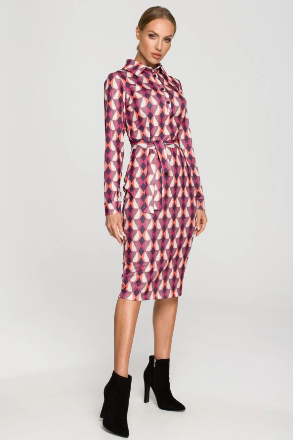 Ołówkowa sukienka z nadrukiem koszulowa góra i kołnierzyk