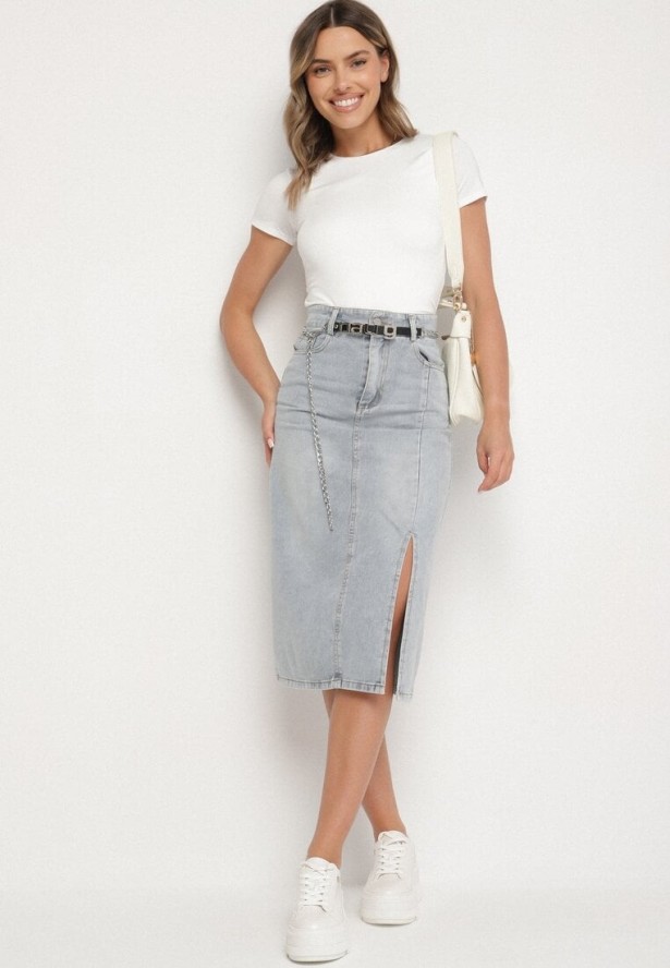 Jasnoniebieska Bawełniana Spódnica Jeansowa Ozdobiona Łańcuchem Lilisela