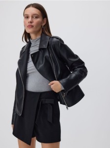 Spódnico-szorty z kokardą - czarny