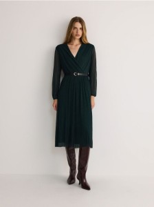 Plisowana sukienka z paskiem - morski