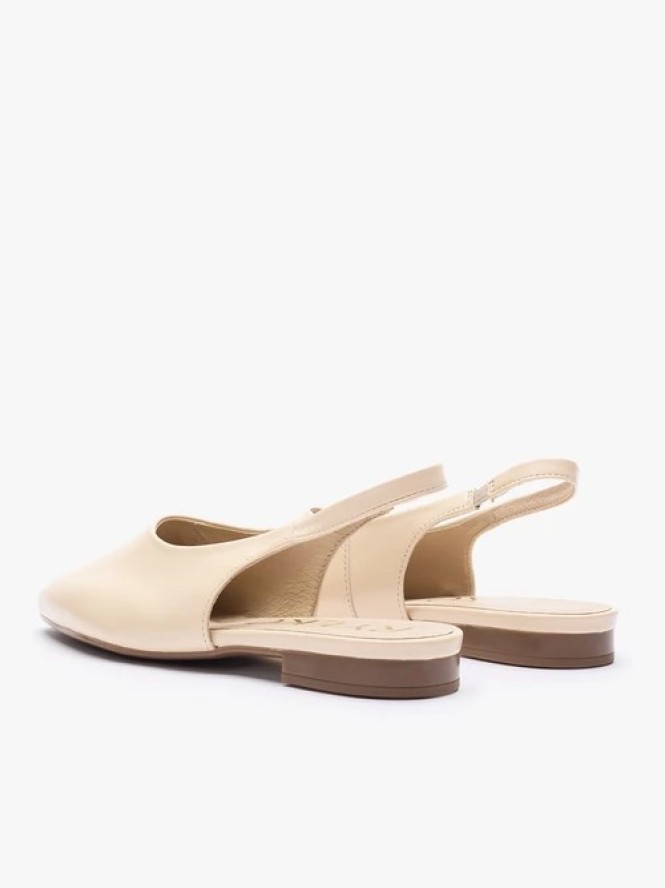 Kremowe czółenka bez pięty slingback