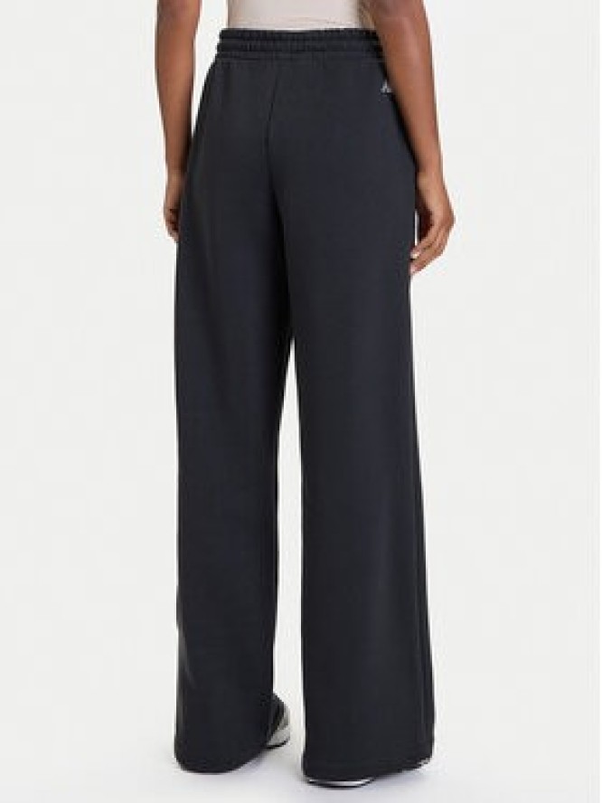 New Balance Spodnie dresowe WP53902 Czarny Relaxed Fit