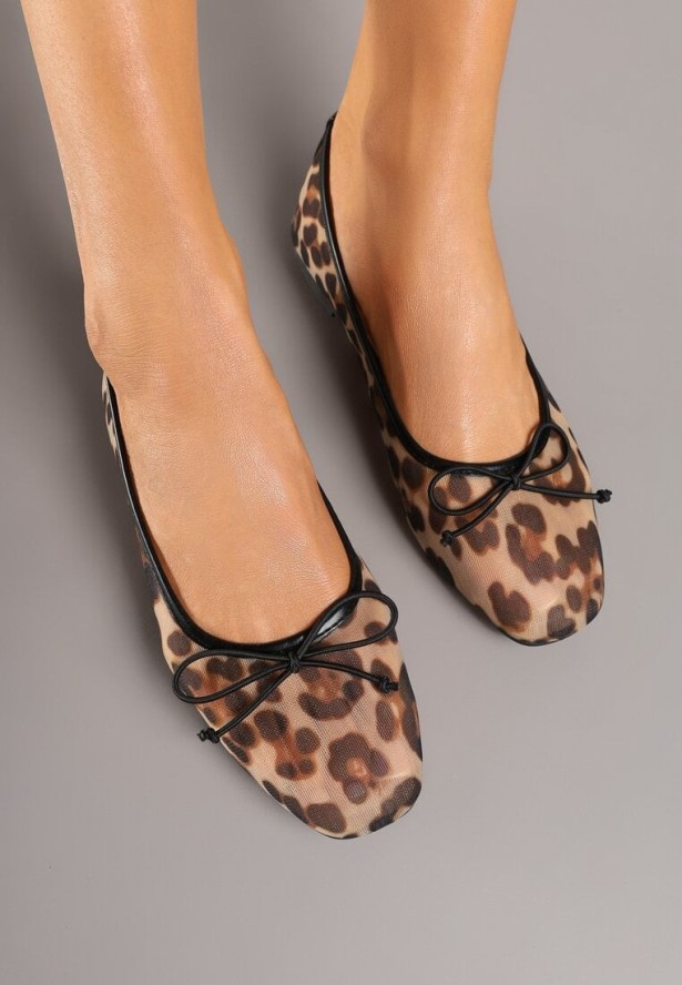 Panterkowe Balerinki z Cienką Kokardką na Nosku Lonevia