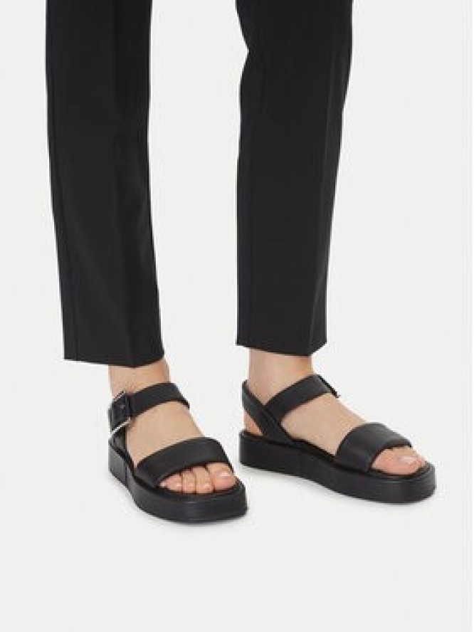 Clarks Sandały Alda Strap 26176257 Czarny