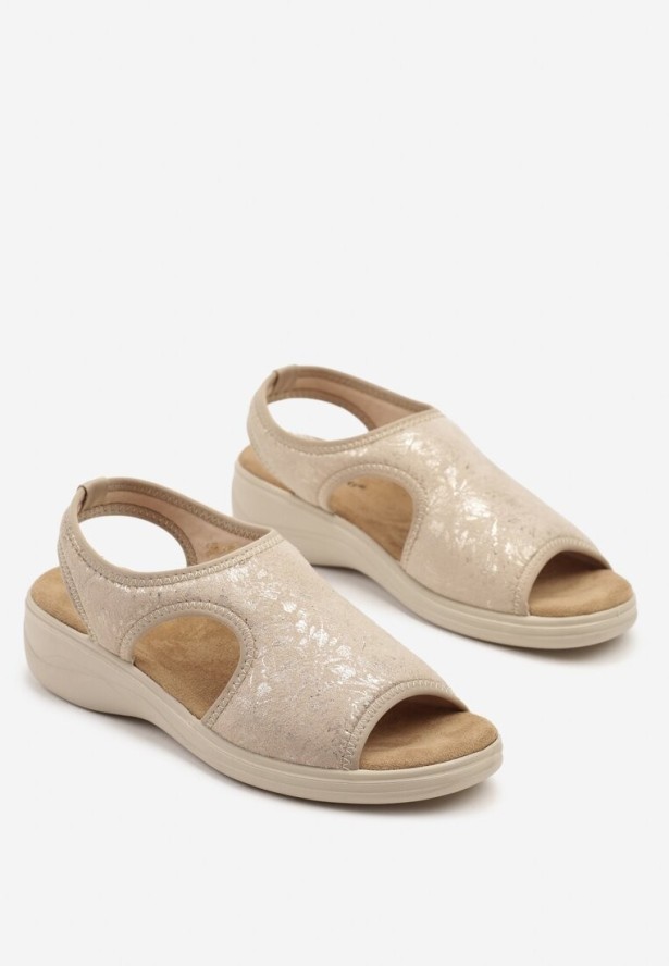 Złote Sandały z Metalicznym Wzorem Raleldi