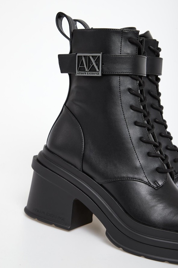 Trapery damskie na obcasie ARMANI EXCHANGE