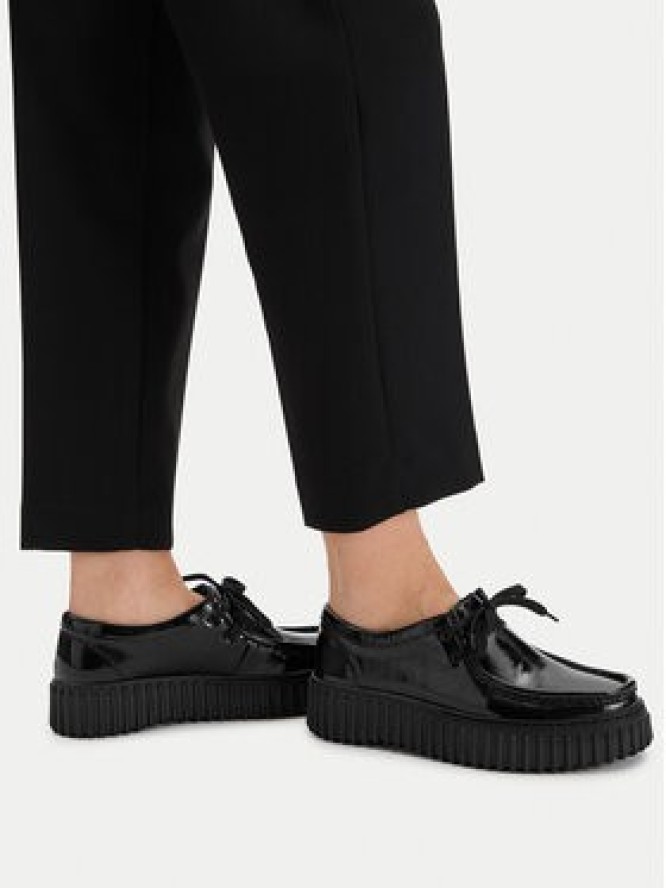 Clarks Półbuty Torhill Bee 26179111 Czarny