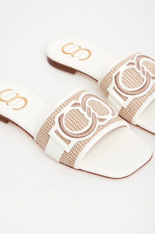 Klapki damskie skórzane CESARE CASADEI