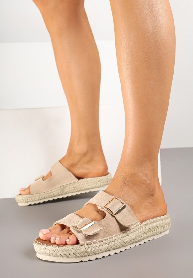 Beżowe Klapki z Klamrami i Jutową Plecionką Karinn